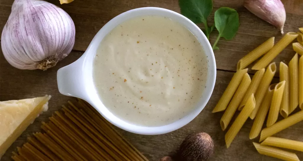 Salsa Alfredo a lo Borden por Chef Cielito Rosado