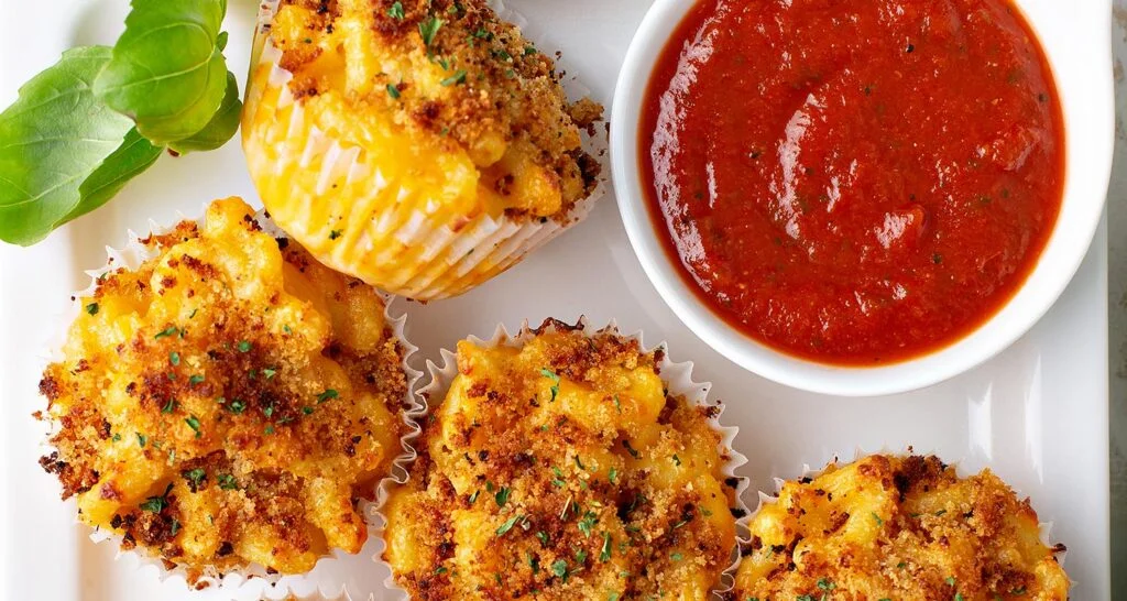 Macaroni Bites con Chicharrones: Un Snack Irresistible